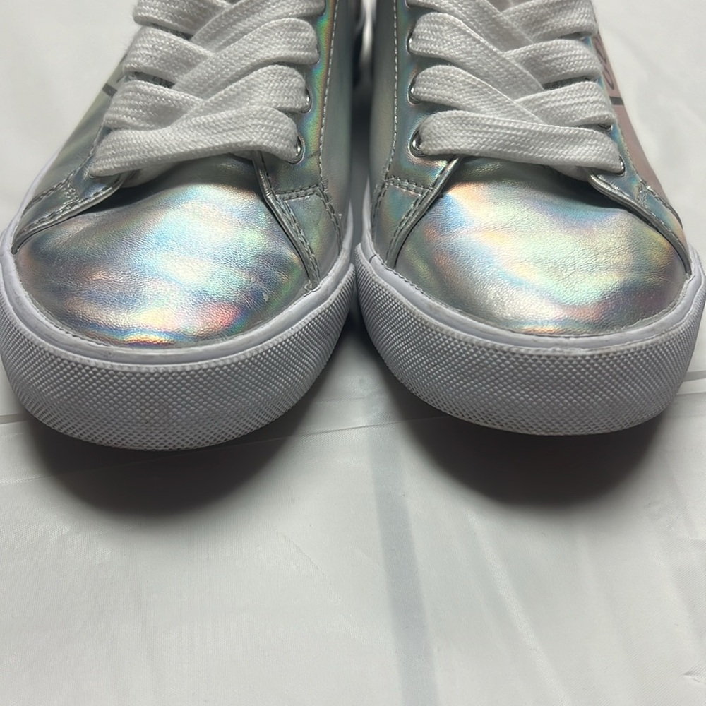Guess Sneakers - 7 - Picture 5 of 5